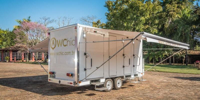 noticias-ensaio-fotografico-do-wchic-os-banheiros-quimicos-d40a32e95d